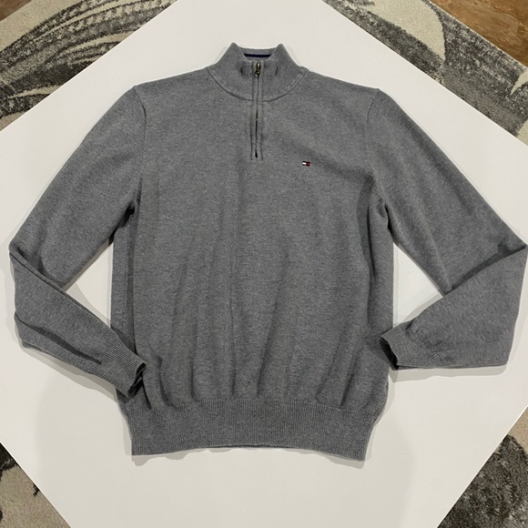 Tommy Hilfiger Sweater - Picture 2 of 4